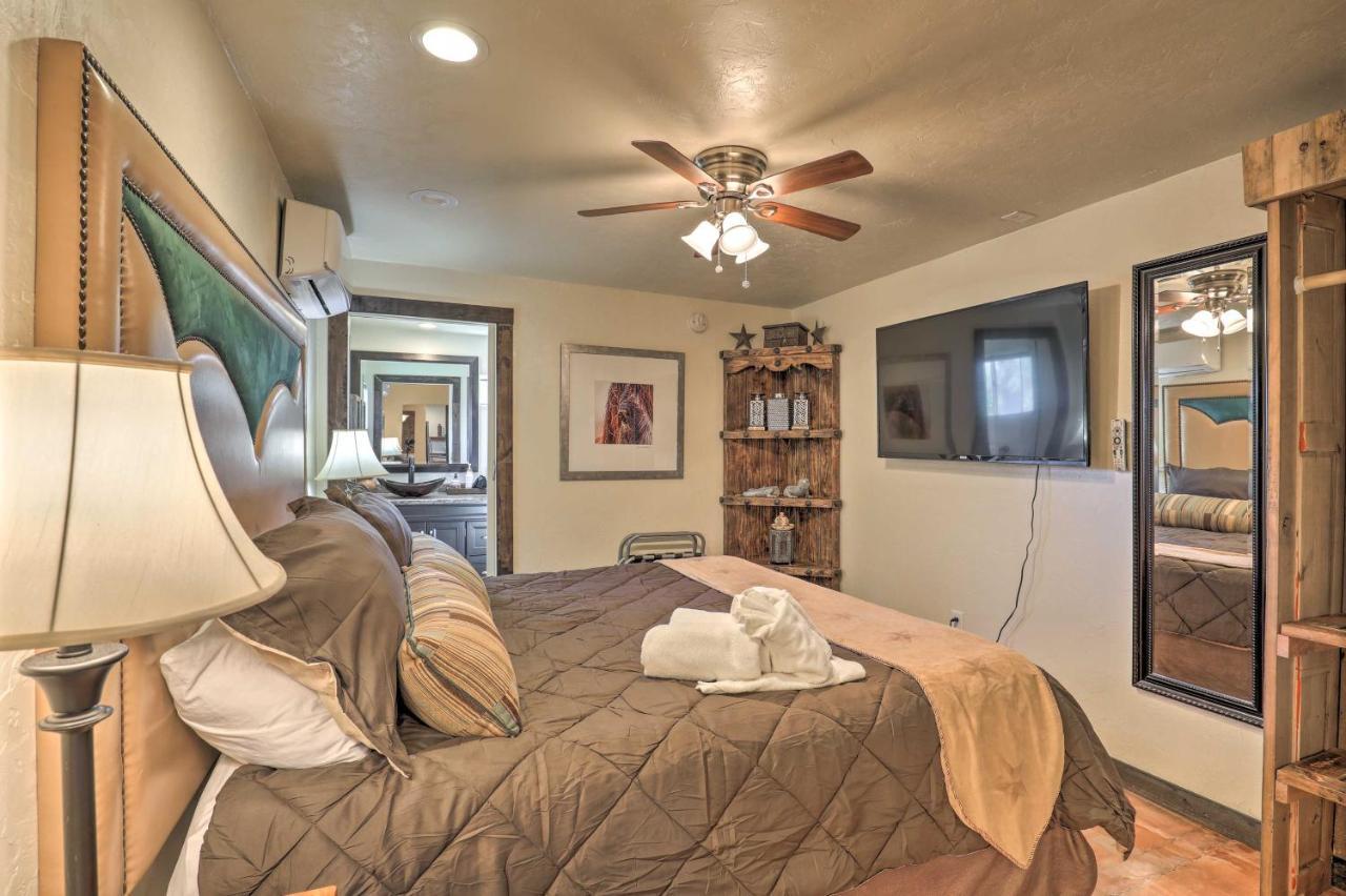 Villa Pet-Friendly Tucson Casita Shared Hot Tub And Porch Exterior foto