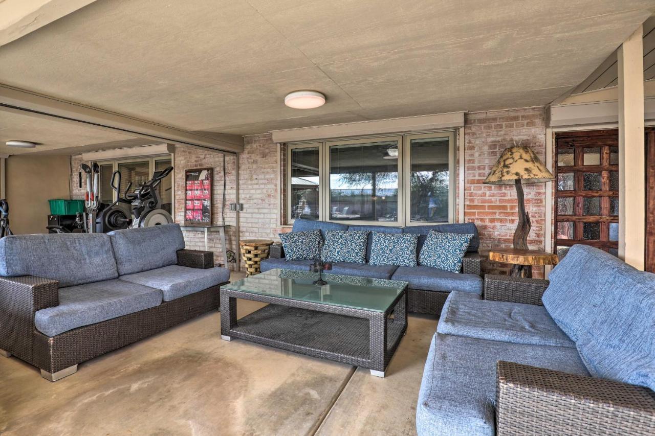 Villa Pet-Friendly Tucson Casita Shared Hot Tub And Porch Exterior foto